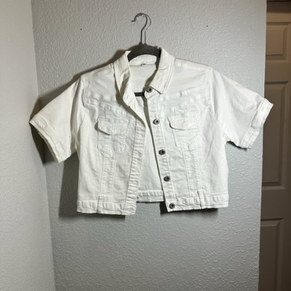 Women’s Cropped White Denim Jacket